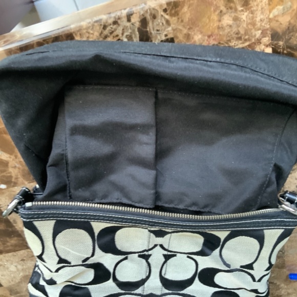 Handbag - Picture 5 of 5